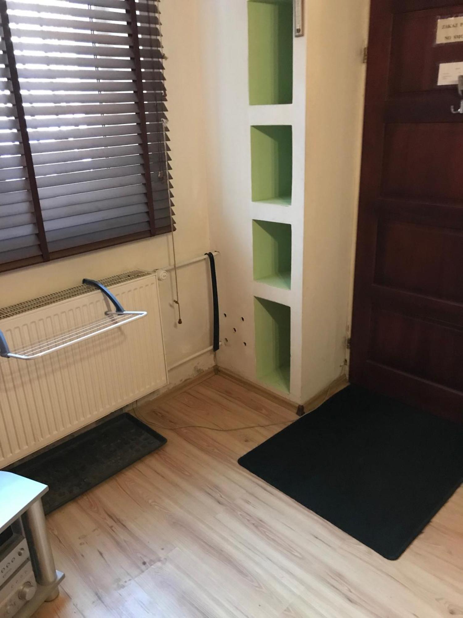 Studio Red And White Apartment Lodz  Ngoại thất bức ảnh
