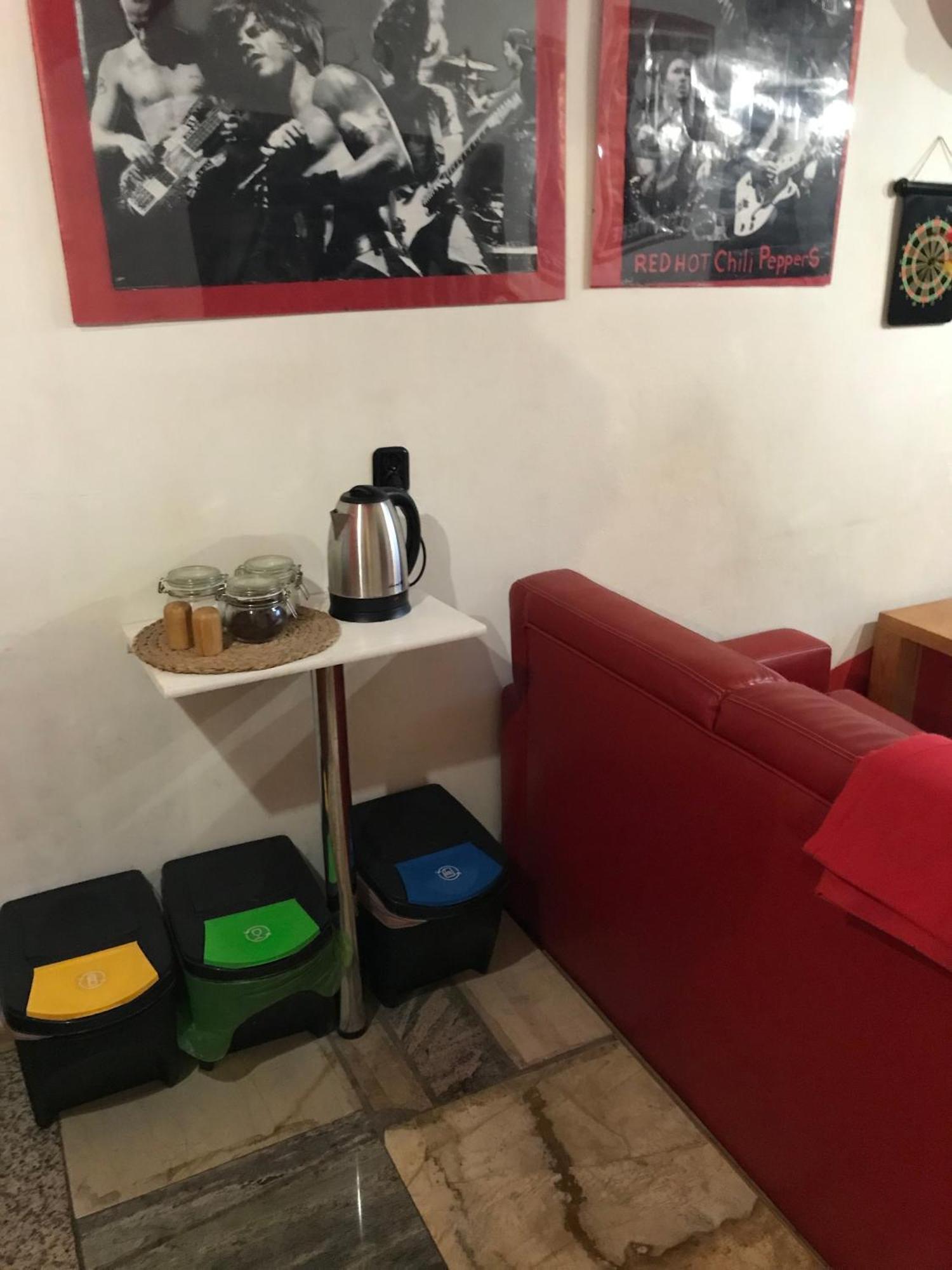 Studio Red And White Apartment Lodz  Ngoại thất bức ảnh