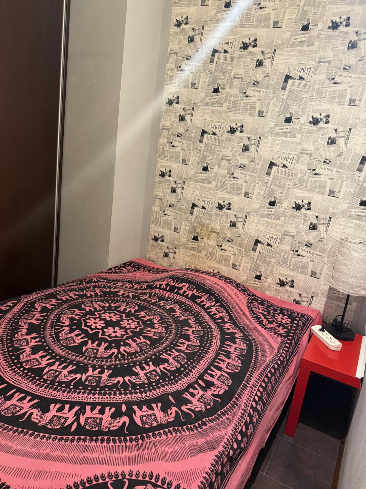 Studio Red And White Apartment Lodz  Ngoại thất bức ảnh